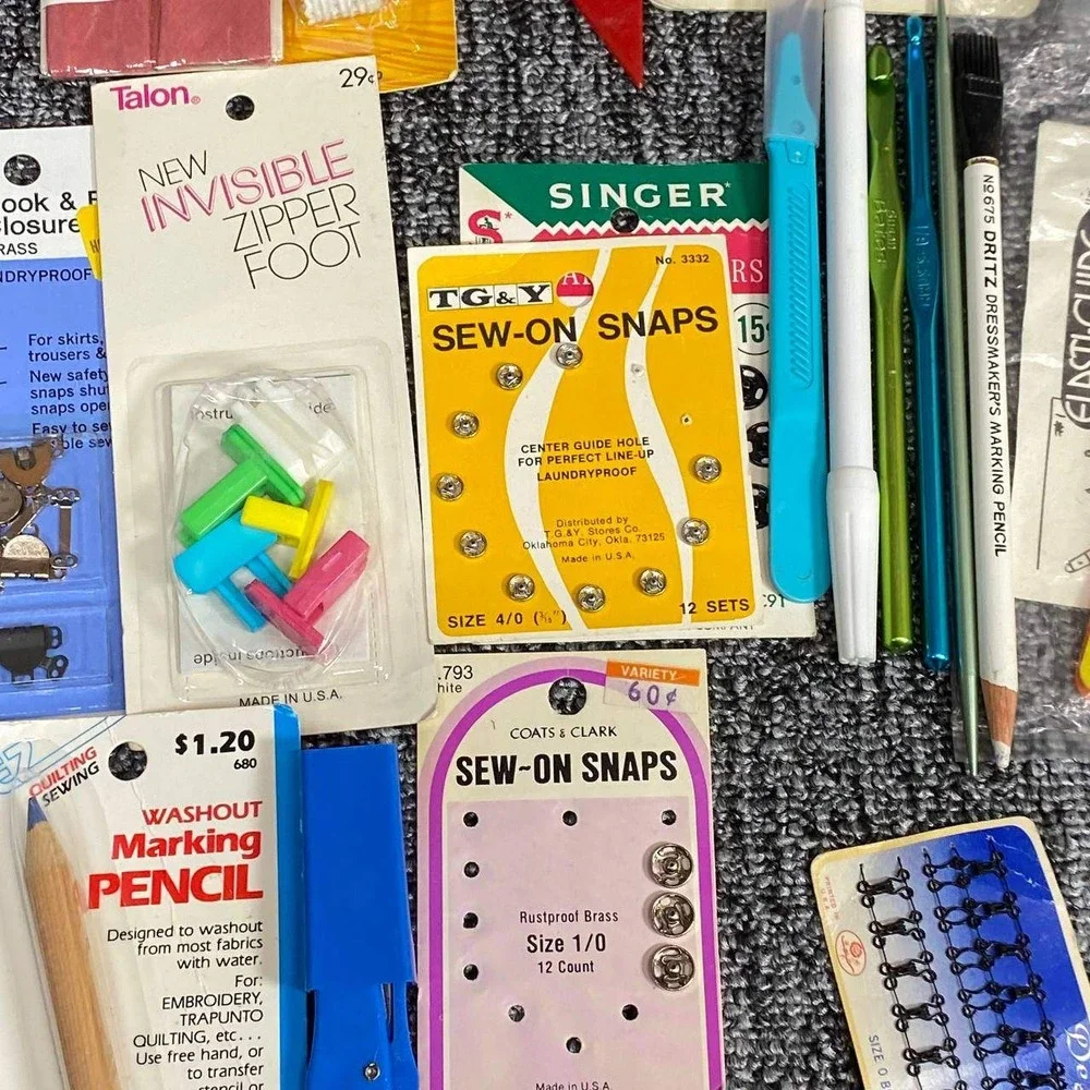 Singer Wrights Vintage Sewing Notions Lot Unisex OS Mixed Retro Craft‎ Supplies
